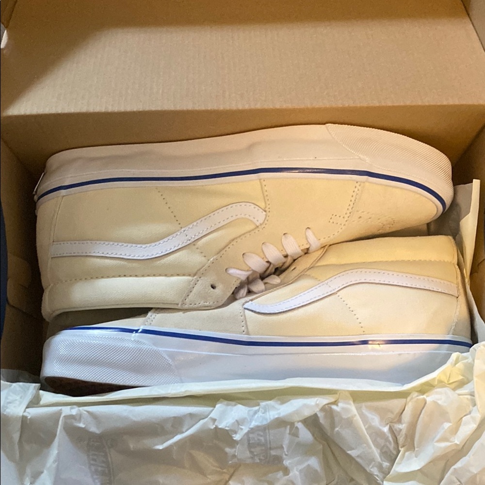 Vans Men's Off White Sk8-Mid Reissue 83 Men’s 10